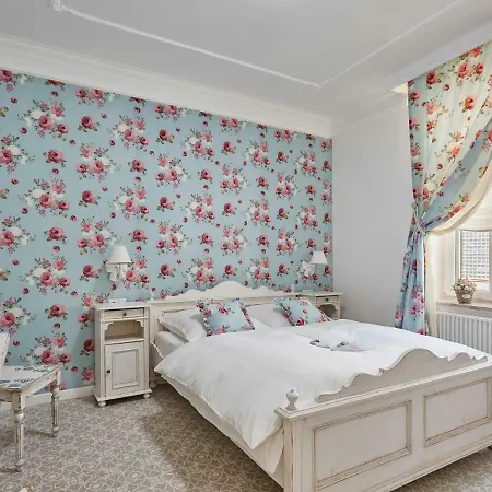 House Plesia2 Daire